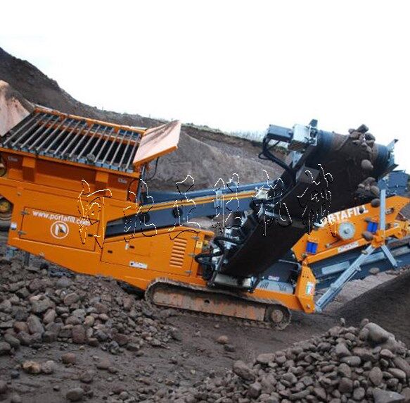 移動篩分破碎機(jī)